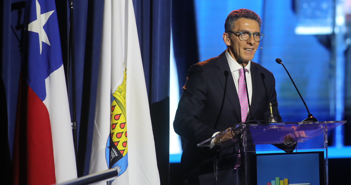 Concejales buscan destituir a alcalde de Chillán en medio de formalización por fraude