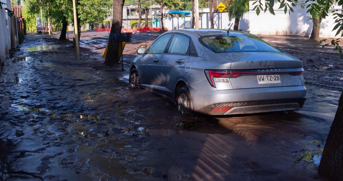 AMUCH inicia campaña en ayuda de Requínoa y Las Condes tras emergencias