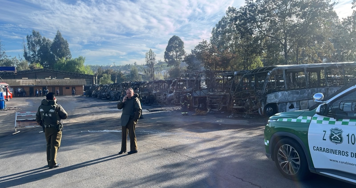 Incendio de buses en terminal de Villa Alemana