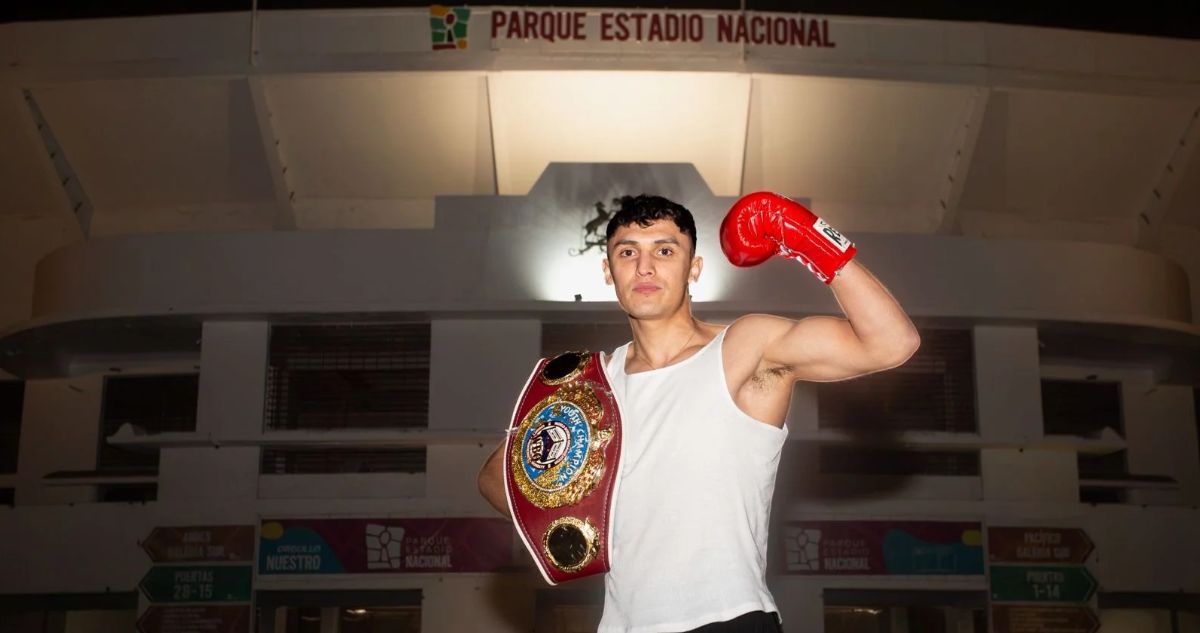Junior Cruzat enciende su defensa en Chile contra boxeador mexicano