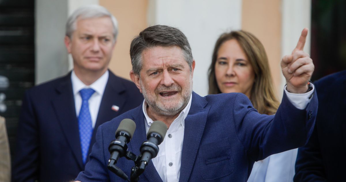 “Le pido al Gobierno coherencia”: Orrego critica recortes de presupuesto a Senapred y Medio Ambiente