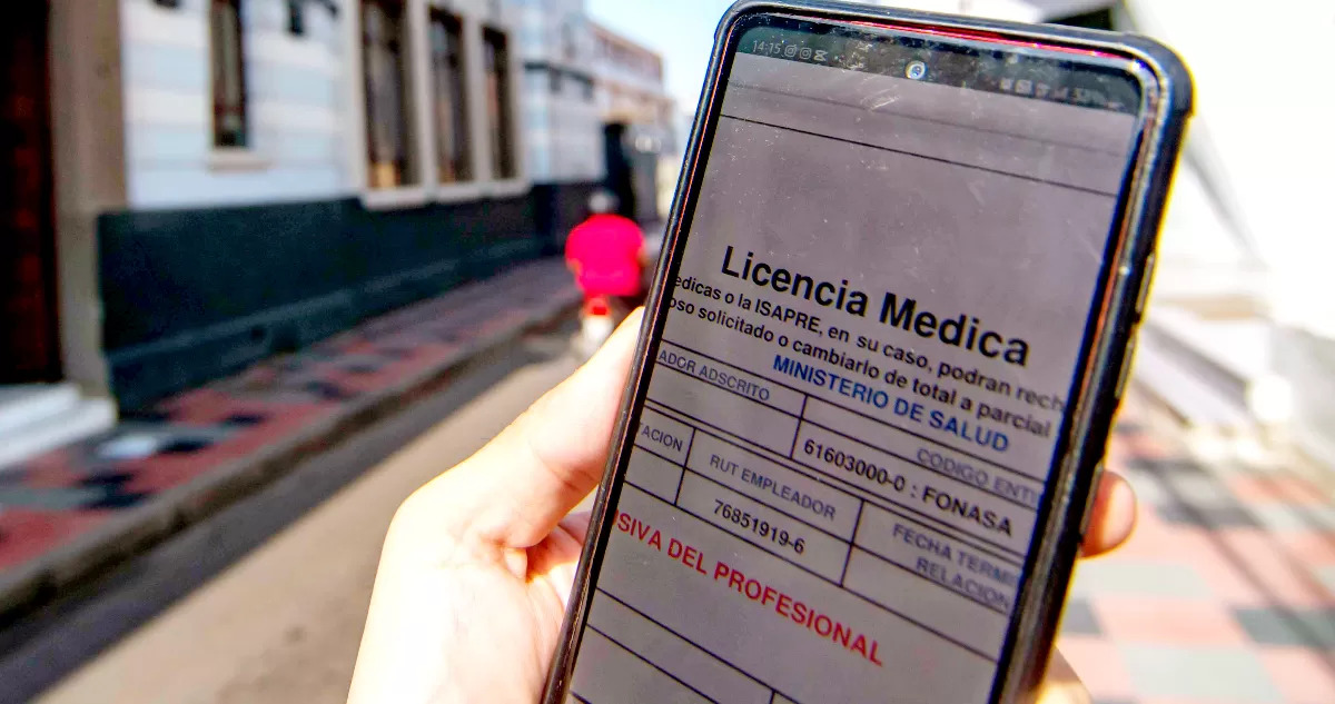 Los únicos casos en los que dentistas y matronas podrán dar licencias médicas, según nueva circular