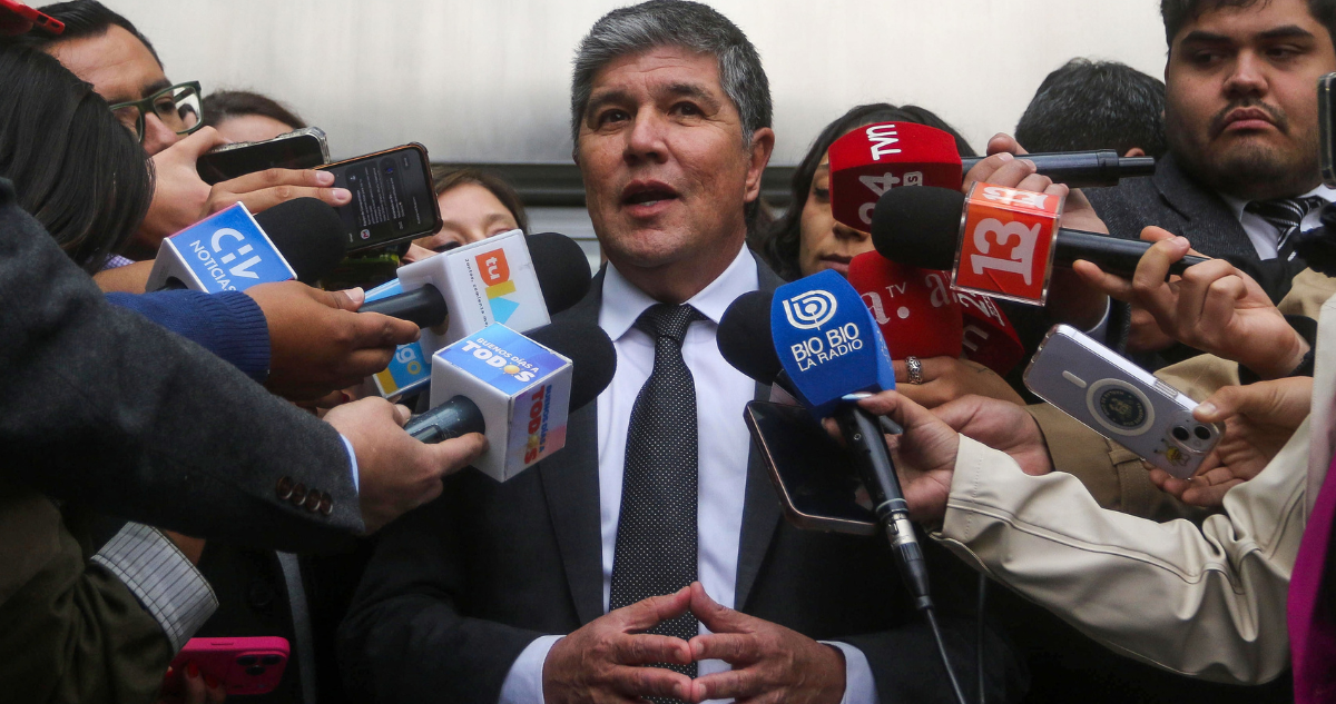 Manuel Monsalve admite “error enorme” al salir con funcionaria e insiste en la tesis del blackout