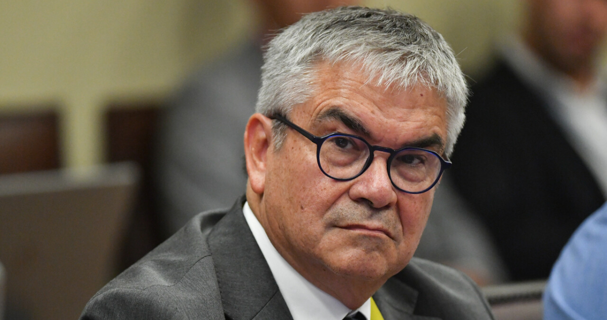 Exministro Marcel cuestiona manejo en precio de combustibles y plantea alternativa para atenuar alzas