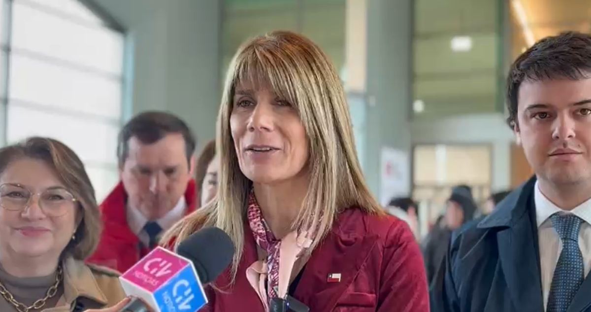 Ministra Rincón lideró mesa regional en Temuco para elaboración de Reforma de Redes Eléctricas
