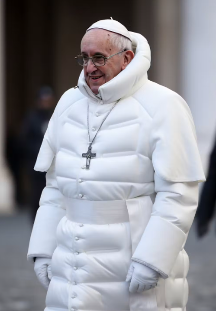 Imagen falsa del papa Francisco con un abrigo de Balenciaga.