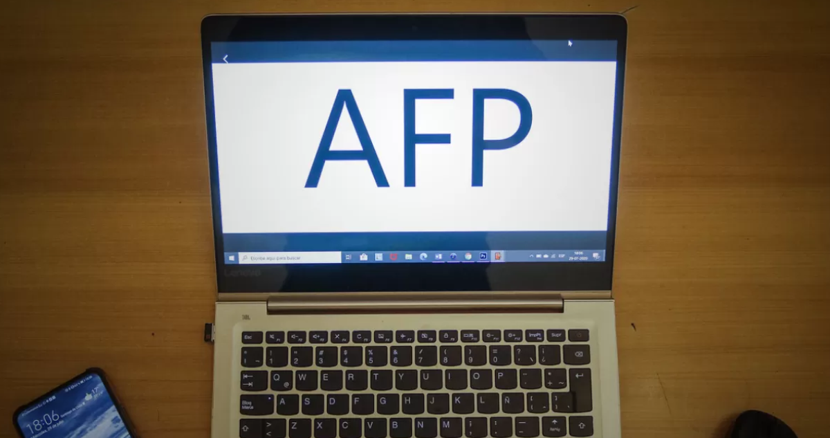 Revelan sueldos de directores de las AFP tras escándalo por fondo E: hasta $28,5 millones mensuales