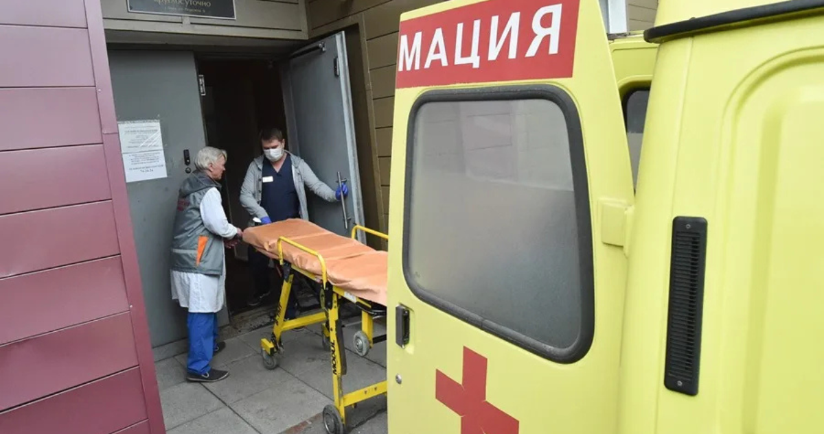 Fotografía de archivo de una ambulancia en Rusia