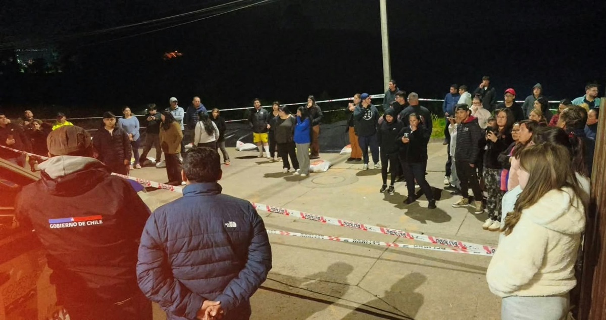 Más de 20 familias son evacuadas por socavón de medio kilómetro en Arauco