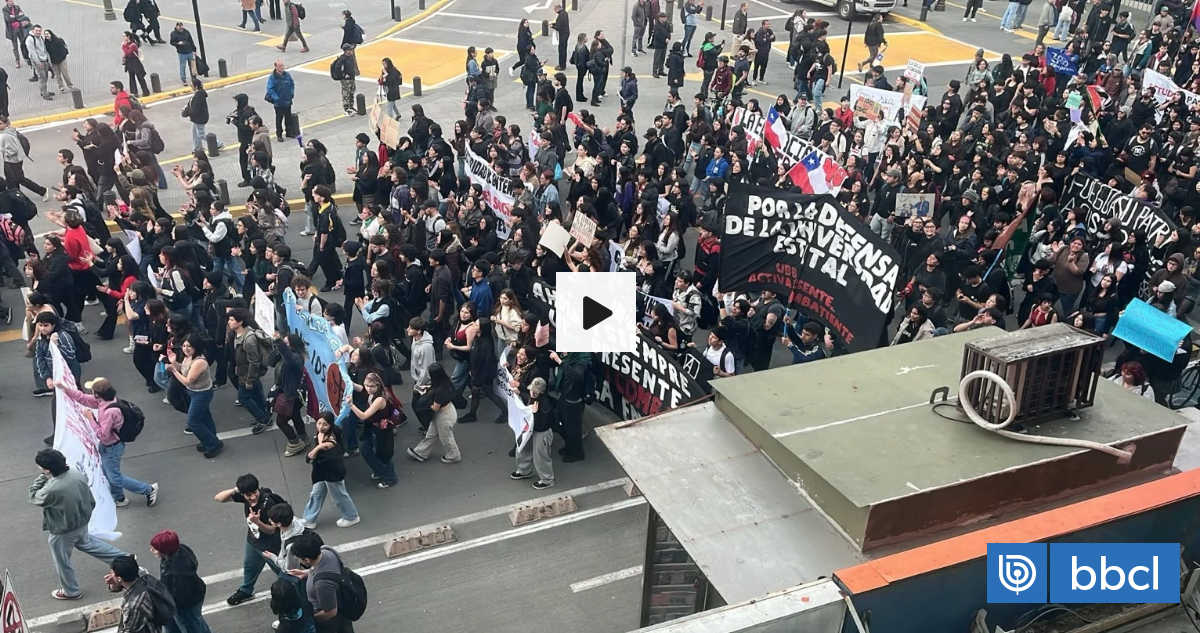 Al menos 6 detenidos dejaron enfrentamientos con Carabineros tras marcha estudiantil en Concepción