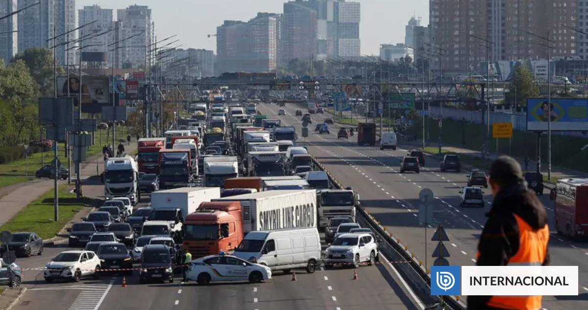 Rusia insta a diplomáticos a abandonar Kiev y anuncia nuevos ataques áereos "masivos de represalias"