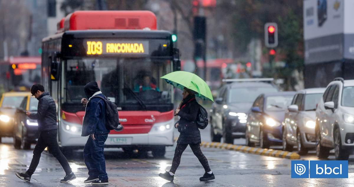 Tras intensa lluvia y tormentas eléctricas: pronostican semana con 4 días de precipitaciones en la RM