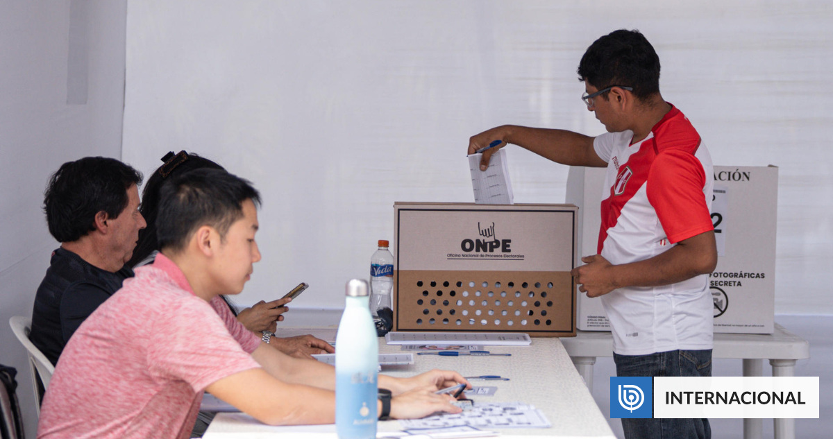 Elecciones municipales en Perú: al menos nueve regiones irán a segunda vuelta para elegir gobernadores