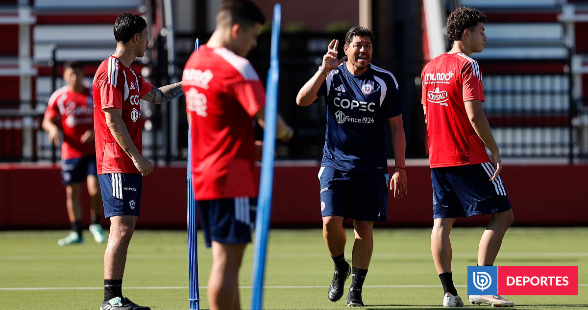 Con regresos y cambios: Córdova mueve la pizarra y desliza posible formación de La Roja ante México