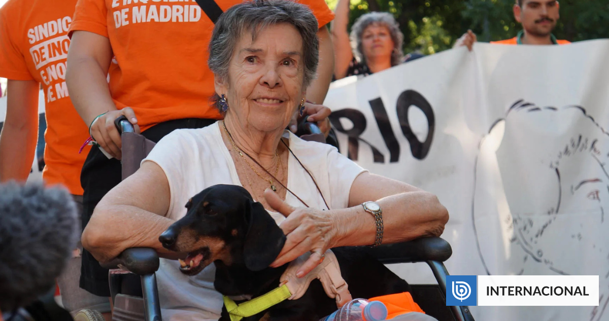 "Se lo debemos": muerte de Maricarmen reaviva las protestas por la vivienda en toda España
