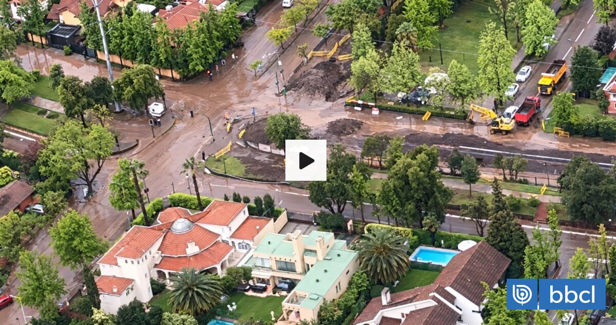 VIDEOS | Así se ven desde el aire las consecuencias del fuerte aluvión en Las Condes
