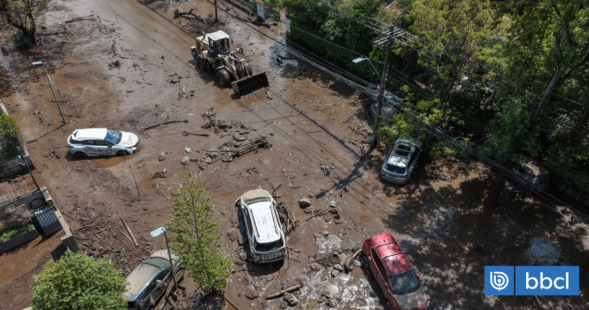 Tras aluvión en Las Condes: prevén hasta 25 mm de lluvia y tormentas eléctricas en la RM