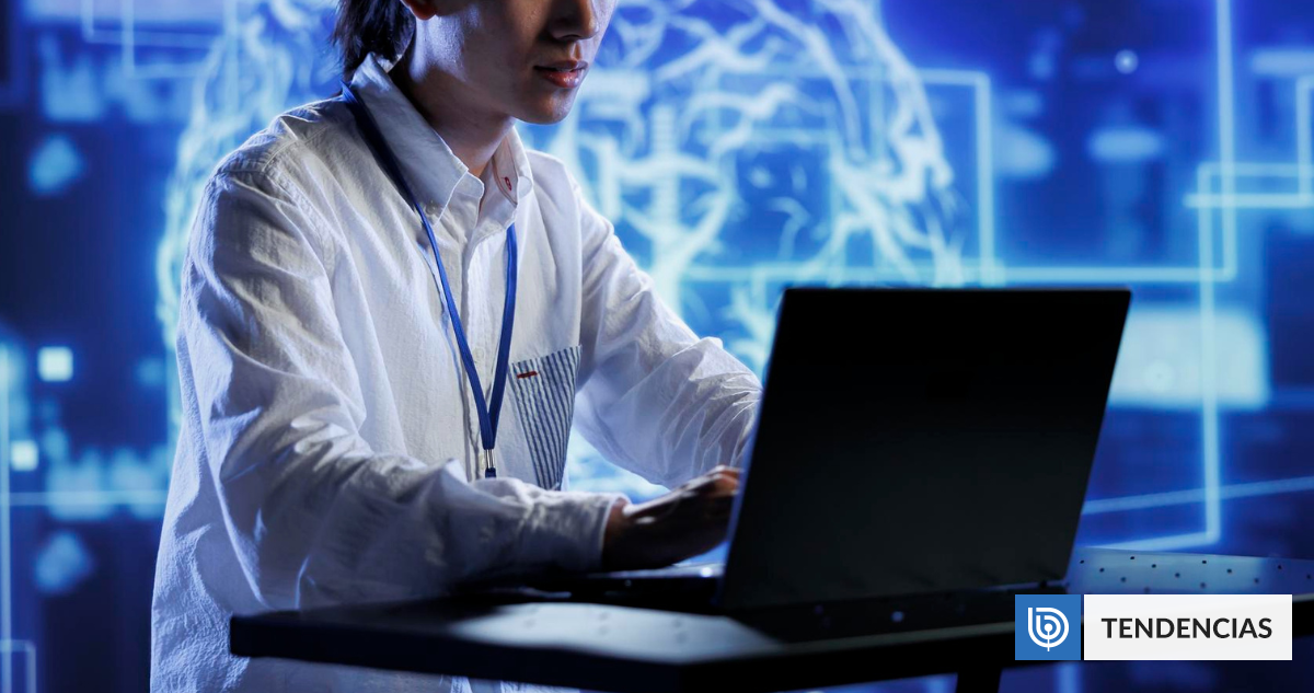 3 de cada 10 chilenos le preguntan a la inteligencia artificial por sus problemas de salud