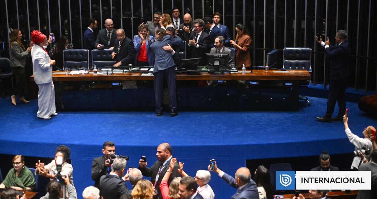 Senado de Brasil aprueba reducción de la jornada laboral, impulsada por Lula, previo al balotaje
