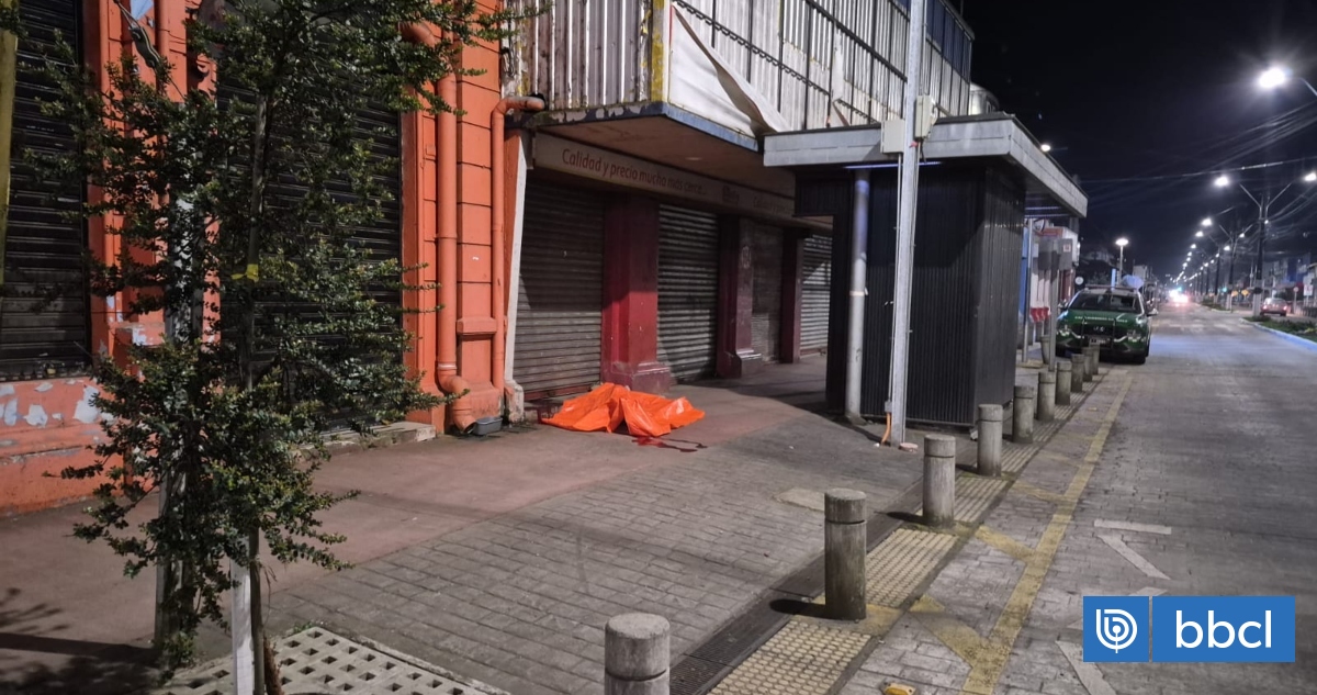 Hombre es asesinado a puñaladas a metros de Municipalidad de Lautaro: hay un detenido