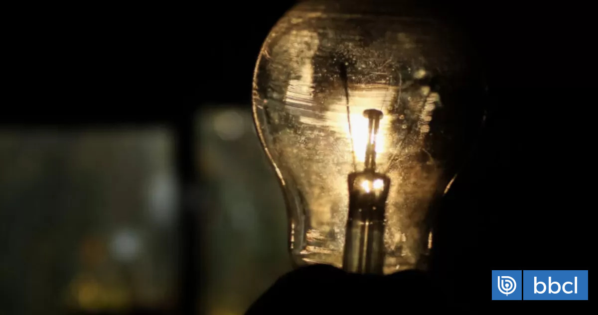 No bajará en todas las regiones: revisa cómo variarán las cuentas de luz en todo el país desde enero