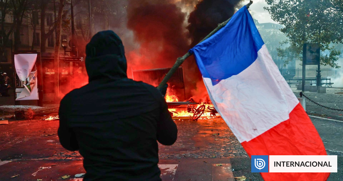 Edificios en llamas, saqueos y 1.200 detenidos en un día marcan masivas manifestaciones en Francia