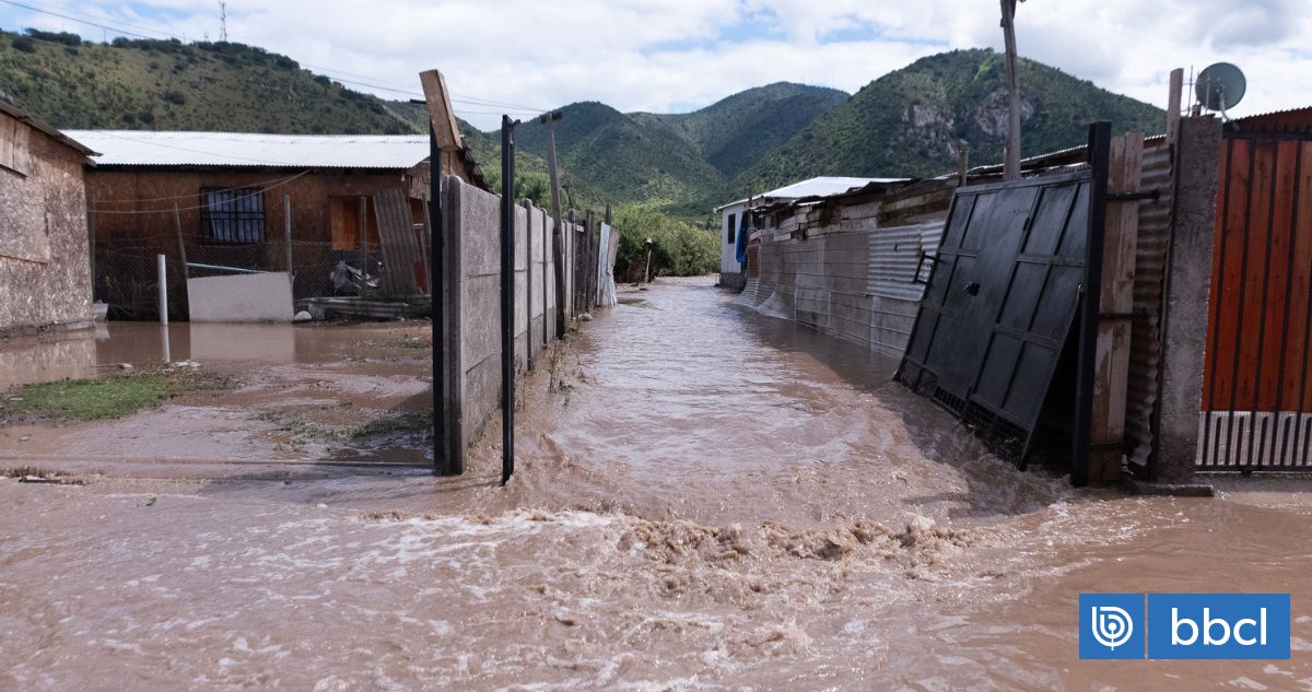 Senapred activa alerta SAE por desborde del río Mapocho: llaman a evacuar campamento en Talagante