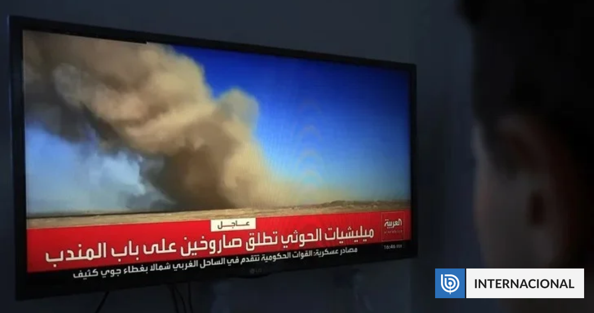 Reportan al menos 1 muerto y 8 heridos tras ataque contra aeropuerto internacional en Arabia Saudita