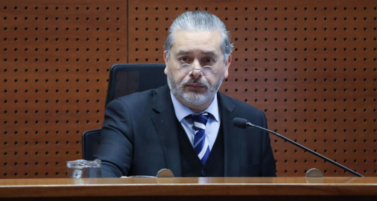 Supremazo: máximo tribunal expulsa a Urrutia y otros dos jueces por mal uso de licencias médicas