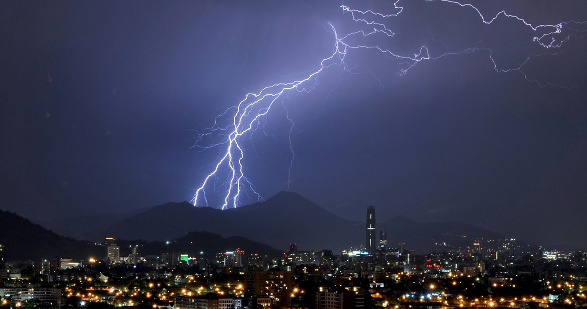 Pronostican nuevas tormentas eléctricas y granizos para la zona central: revisa las regiones afectadas