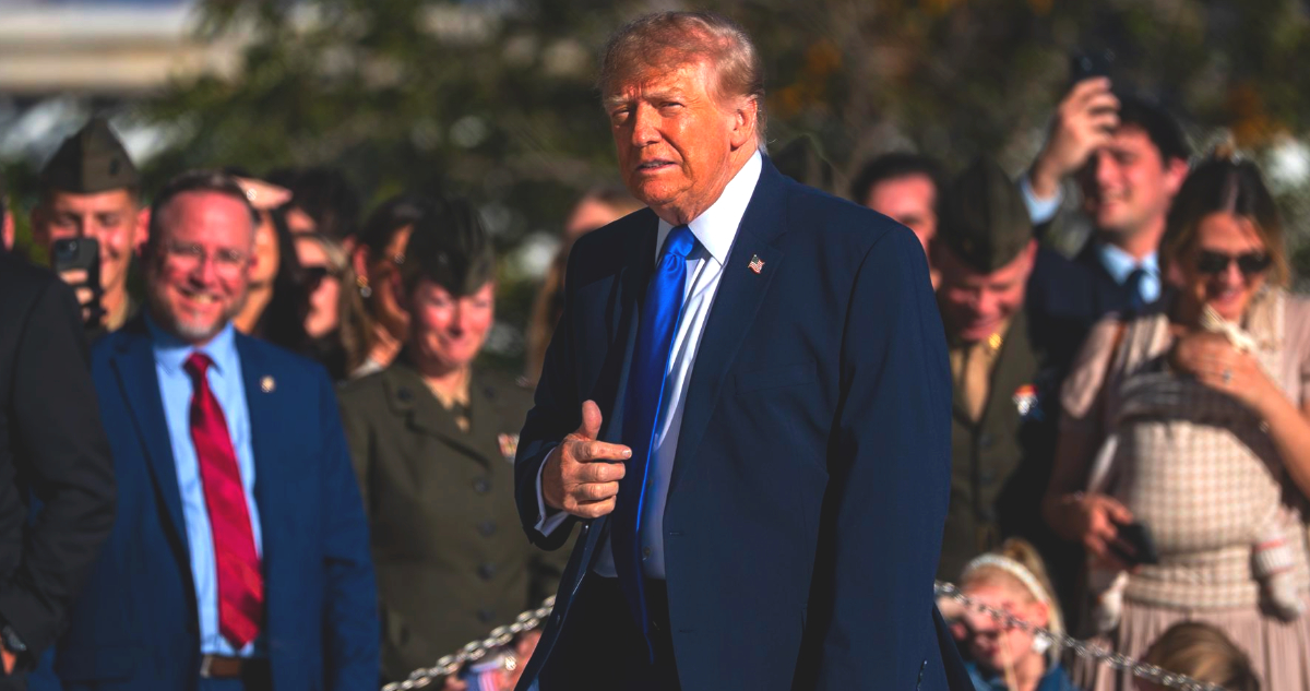 Pese a límite constitucional, Trump dice tener derecho a otra candidatura apuntando a “trampa” en 2020