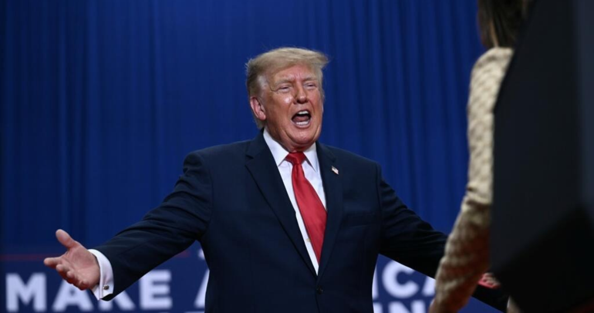 Trump ofrece recomoensa por Midterms