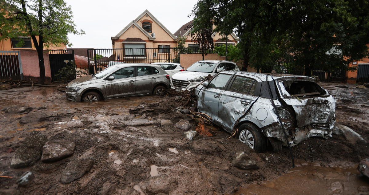 Aluvión en Las Condes.
