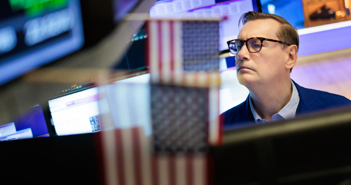 Wall Street en rojo ante nuevas subidas de los bonos del Tesoro y el petróleo