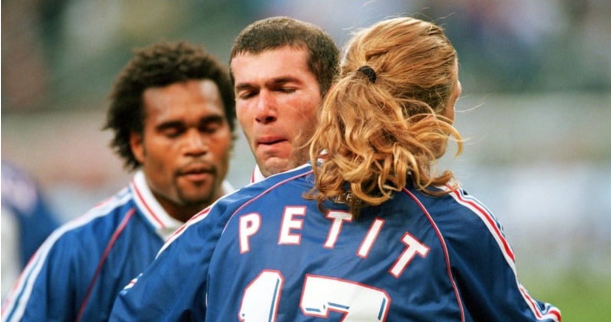 Zinedine Zidane y su pelea irreconciliable con Emmanuel Petit, su excompañero campeón del Mundo con Francia