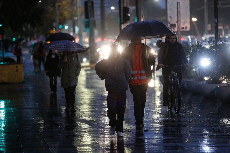 Lluvia en Santiago