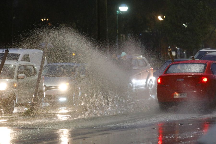 Lluvia en Santiago