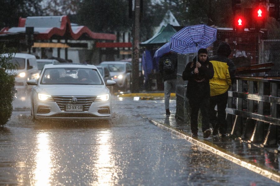 Lluvia en Santiago