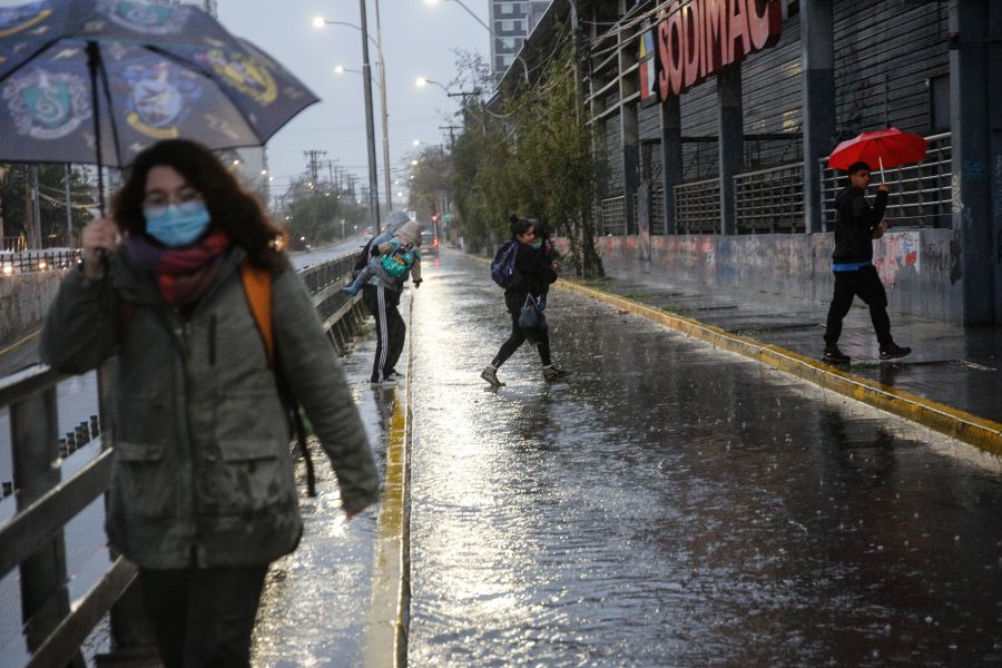 Lluvia en Santiago