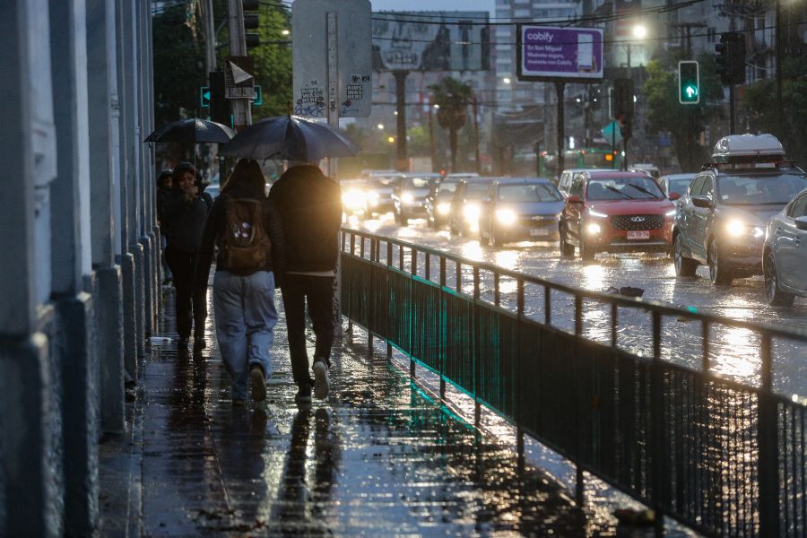 Lluvia en Santiago